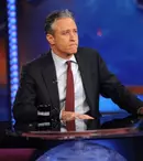 Jon Stewart a semnat un contract pe patru ani cu HBO