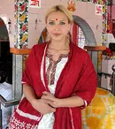 Cum se relaxează Iulia Vântur în India  |  FOTO