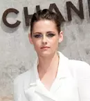 Kristen Stewart îl uită pe Robert Pattinson în braţele lui Michael Pitt