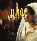 Patru nunţi şi o înmormântare