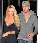 Anna Kournikova s-a săturat să aştepte inelul de la Enrique Iglesias