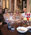 Oana Ioniţă şi fiica ei apar la “Trăsniţii”