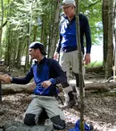 Bear Grylls decide cine ia 500.000$ într-o competiţie de supravieţuire