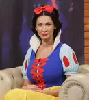 Nicoleta Luciu este Albă ca Zăpada la “Serviciul Român de Comedie”