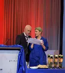 Oamenii… cu plicul de la Premiile TVmania 2013