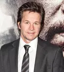 Mark Wahlberg încearcă să se îngraşe