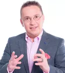 Marius Vizante, juratul de la "Junior Chef", a gătit şniţele la vârsta de opt ani