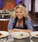 Laura Cosoi lansează o carte de bucate