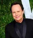 Billy Crystal are un serial nou: „The Comedians” (2015)