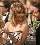 Bradley Cooper îşi vrea iubita în SUA