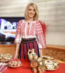 Diana Dumitrescu, în costum popular pentru ediţia de Paşte „De Suflet”