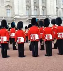 Garda Regală de la Palatul Buckingham a interpretat tema muzicală a serialului "Game of Thrones"