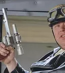 Înarmaţi şi periculoşi