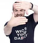 Horia Brenciu se teme că-l va prinde Crăciunul în studio!