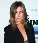 Jennifer Aniston se simte presată să devină mamă