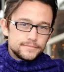 Joseph Gordon-Levitt în pielea lui Edward Snowden?