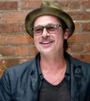 Cum s-a schimbat Brad Pitt după nunta cu Angelina Jolie