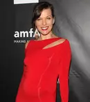 Milla Jovovich va naște o fetiță