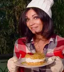 Nicoleta Luciu gătește arăbeşte și dansează din buric la „Cireaşa de pe tort”