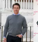 Tom Cruise o curtează pe Miranda Kerr?