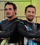 Matinalii Răzvan Simion și Dani Oțil continuă vacanța în platoul de la „Neatza”