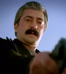 Azi în serialul „Trădarea” (Kanal D): Ali este la un pas să o ucidă pe Caroline