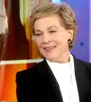 Actriţa Julie Andrews îşi scrie din nou memoriile