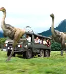 „Jurassic World”: Plouă cu dinozauri!