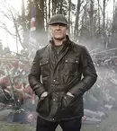 Sean Bean prezintă un documentar despre bătălia de la Waterloo, la History