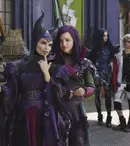 De vorbă cu Sofia Carson şi Booboo Stewart din filmul Disney „Descendenţii”