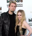 Avril Lavigne divorţează de soţul nr. 2, Chad Kroeger