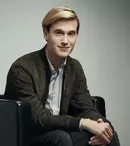 Interviu cu mediumul hollywood-ian Tyler Henry (E!)