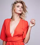 Kelly Rohrbach, fosta iubită a lui DiCaprio, joacă în remake-ul „Baywatch”