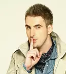 Din 14 februarie, Ernest revine cu un nou sezon al emisiunii “Ochii din umbră”