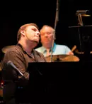 “Jazz pe românește” cu Sorin Zlat și Big Band-ul Radio, la Sala Radio