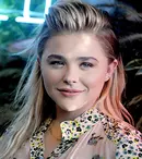 Chloë Grace Moretz voia operaţii estetice la 16 ani