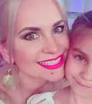 Ce au în comun prezentatoarele de la „Mireasă pentru fiul meu”