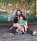 FOTO. Jared Padalecki va deveni tată a treia oară, în martie