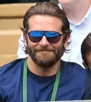 Irina Shayk şi Bradley Cooper au dat o petrecere în cinstea viitorului lor bebeluș