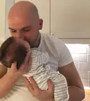 Andrei Ștefănescu s-a obișnuit cu postura de tătic: schimbă scutece, dar cu o condiție!