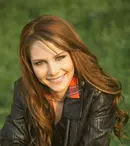 Ezgi Asaroglu, protagonista din „Bahar: Viață furată”, schimbă prefixul