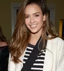 FOTO. Jessica Alba este însărcinată cu al treilea copil