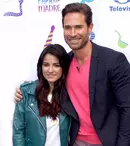 FOTO. Maite Perroni și Sebastian Rulli au început filmările telenovelei „Papa a toda madre”