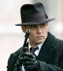 Recomandarea TVmania pentru seara de luni, 13 noiembrie: „Inamicii publici” cu Johnny Depp și Marion Cotillard