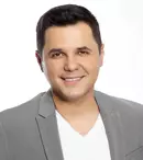 Începe „Mă însoara mama!”. Faceți cunoștință cu cei opt concurenți ai show-ului prezentat de Cove