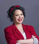 Vloggerul Ela Voineag intră în culisele emisiunii „The Four – Cei 4”