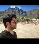 GALERIE FOTO. Burak Özçivit şi soţia lui, Fahrie, au parte de o aventură africană