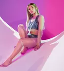 Alina Eremia îi declară dragostea iubitului ei prin noul său single, „Aș da”