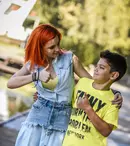 GALERIE FOTO. Cristina Ciobănașu și Victor Popescu, sărbătoriți pe platourile de filmare de la „Fructul oprit”