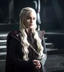 Emilia Clarke a suferit două operații pe creier în timp ce juca în „Game of Thrones”: „Le-am cerut doctorilor să mă lase să mor”